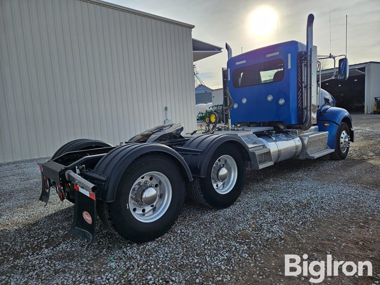 2013-peterbilt-386-image-5