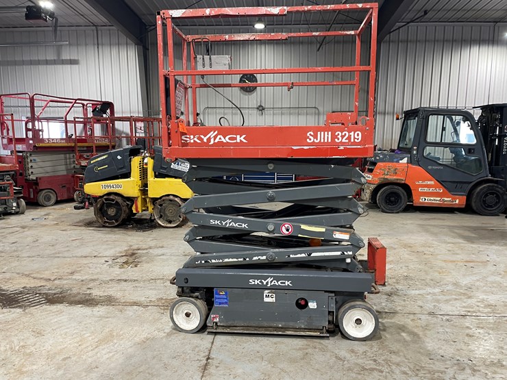 2018-skyjack-sjiii3219-image-10