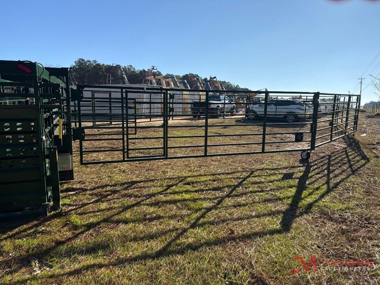 arrowquip-heeler-towable-gooseneck-corral-pen-image-16