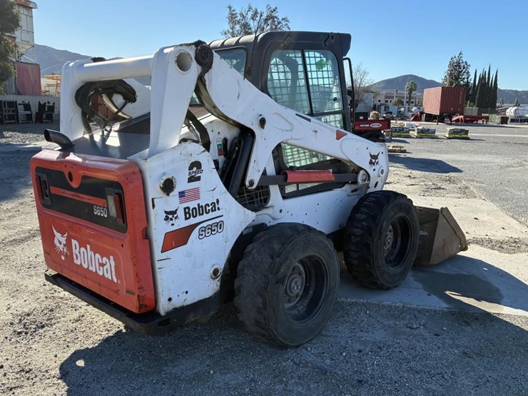 2018-bobcat-s650-image-3