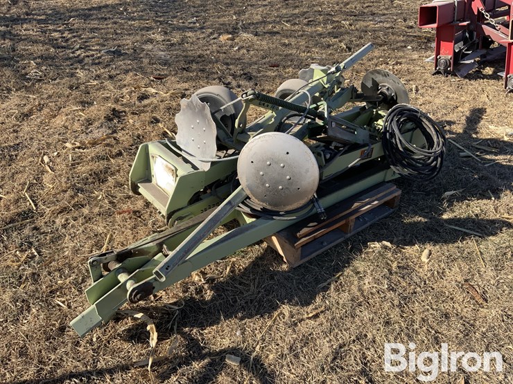 orthman-hydraulic-side-markers-image-7