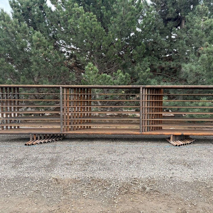 24' Freestanding Panels