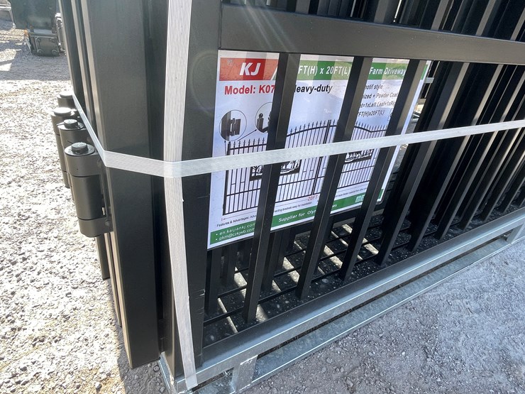 #3861-•-deer-motif-style-driveway-gates-image-9