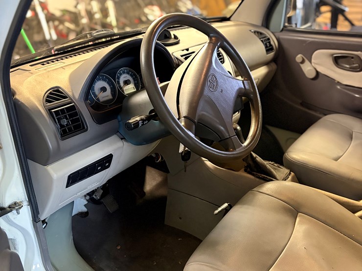 #332-•-2011-vontager-2x4-(has-wi-title)-(clintonville,-wi)-image-11