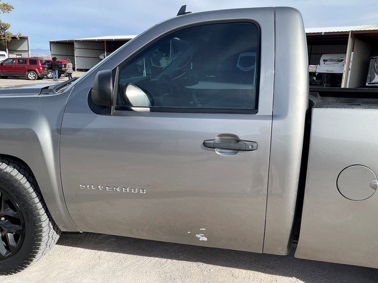 #104-•-2012-chevy-silverado-(salvaged-nm-title)-image-17