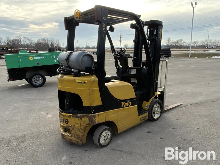 yale-50vx-lpg-forklift-image-5