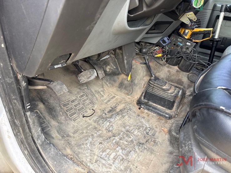 2016-ford-f550-xl-image-50