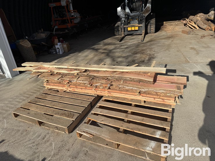 cedar-lumber-image-2