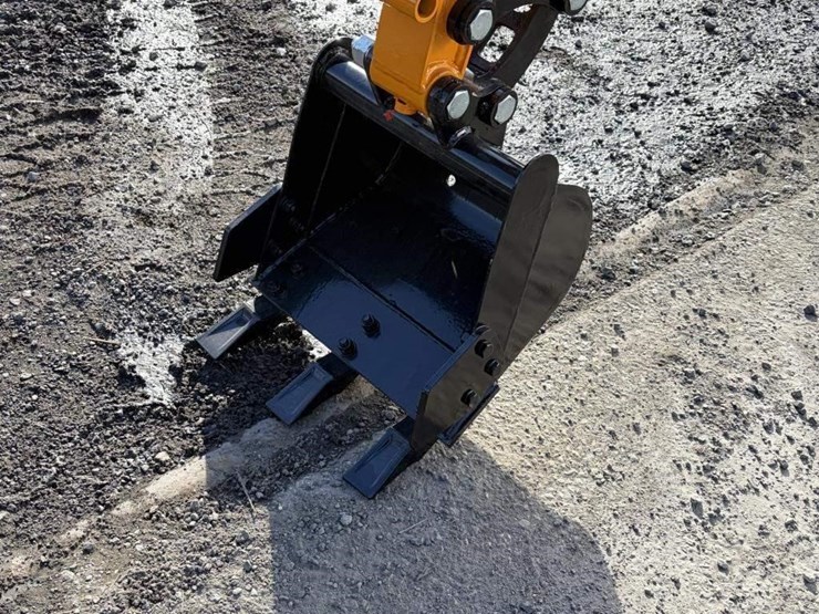 2025-vicsec-vc15-excavator-image-7