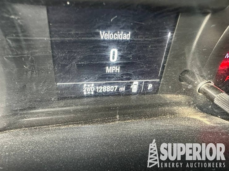 2021-chevrolet-2500-image-2