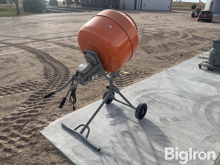 yardmax-ym0146-electric-cement-mixer-image-5