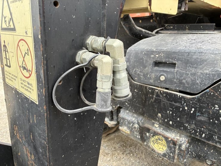 2015-jlg-g5-18a-image-7