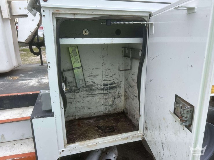 2019-ford-f550-image-22