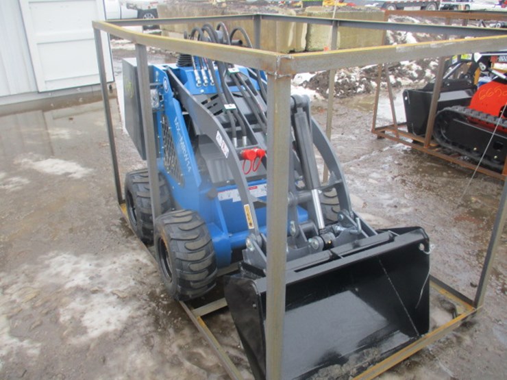 #6651-•-agt-mx-mrw14-wheeled-skidsteer-agt-mx-mrw14-wheeled-skid-steer-rato-15hp,8.6kw,-gasoline-engine-with-epa-,bkt-image-3