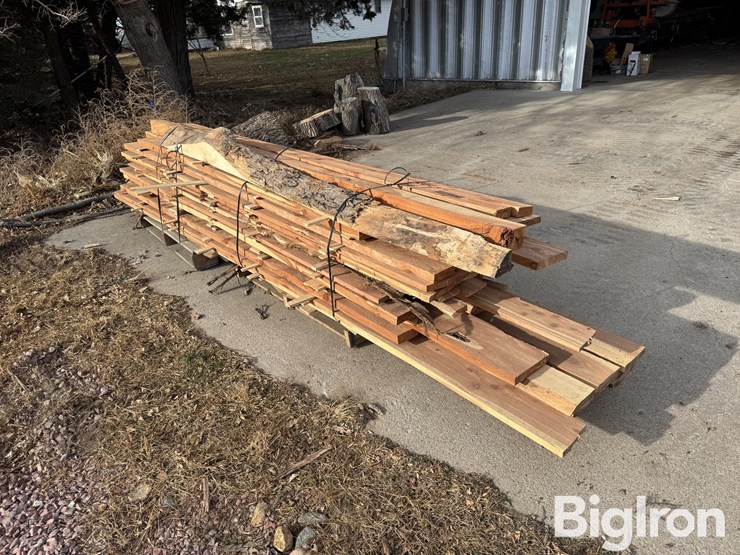 cedar-lumbar-image-3