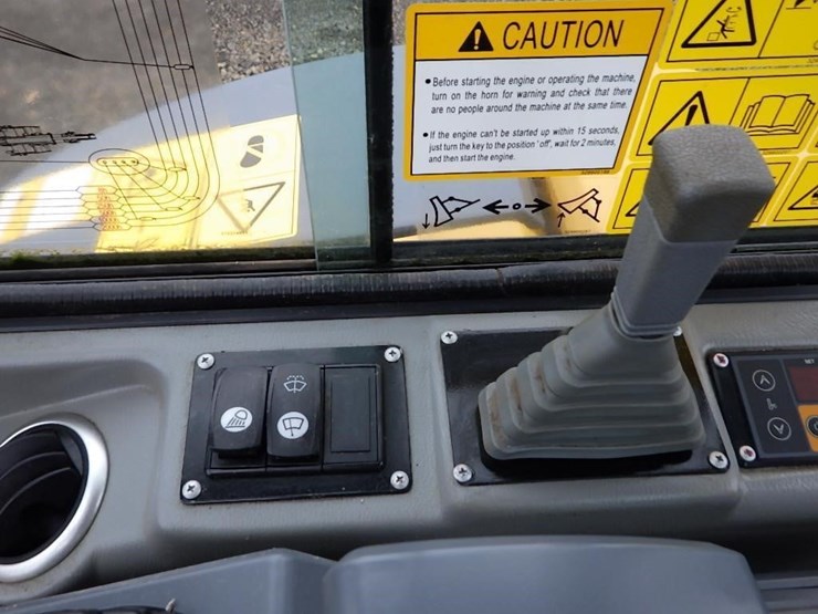 2022-xcmg-xe35u-image-30