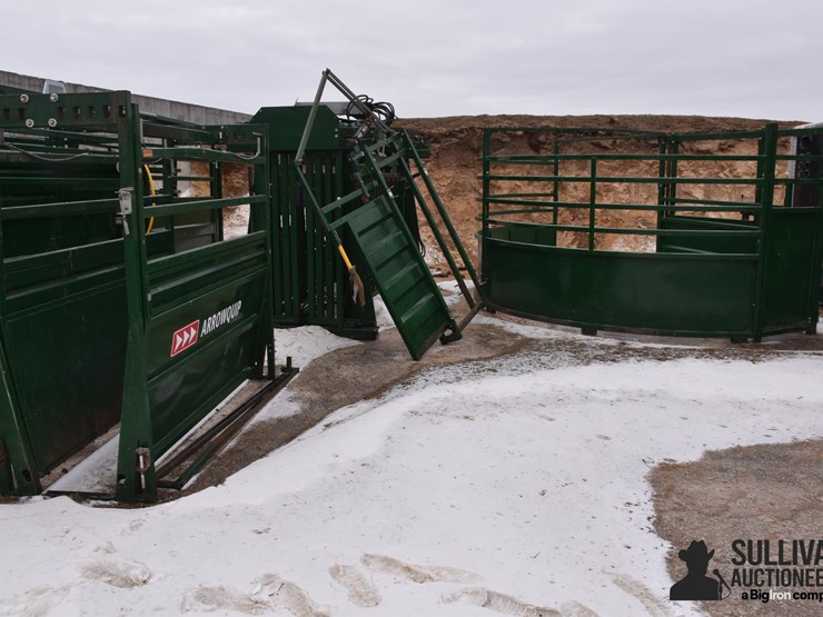 arrowquip-55-gen-chute,-alleyway,-tub,-&-head-gate-image-4