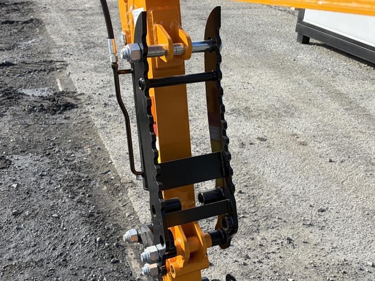 2025-vicsec-vc15-excavator-image-10