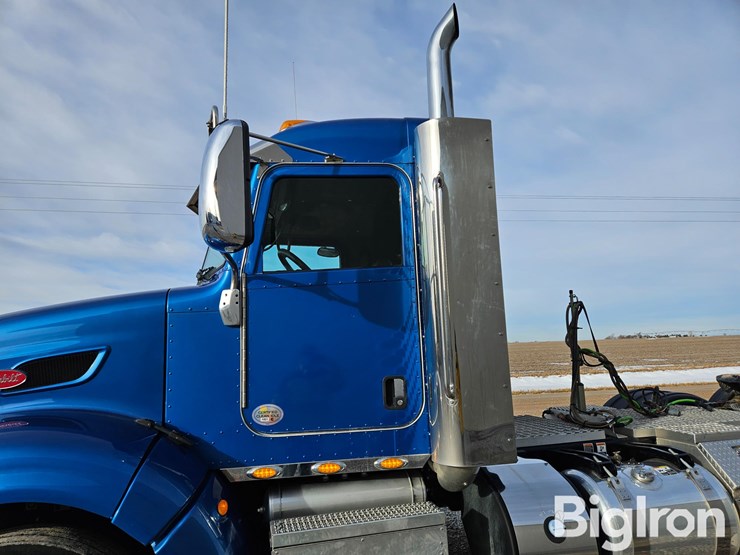 2013-peterbilt-386-image-16