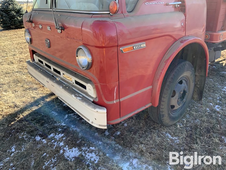 1975-ford-c600-image-10