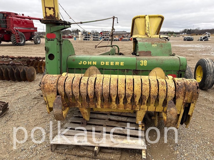 john-deere-38-image-5