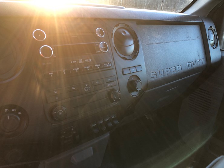 2015-ford-f350-xl-image-8