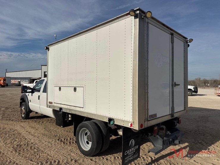 2016-ford-f550-xl-image-3