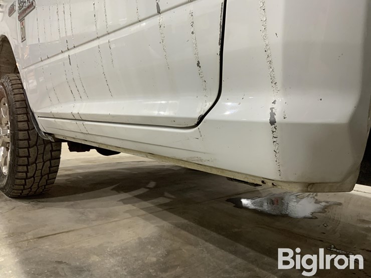 2013-dodge-2500-image-15