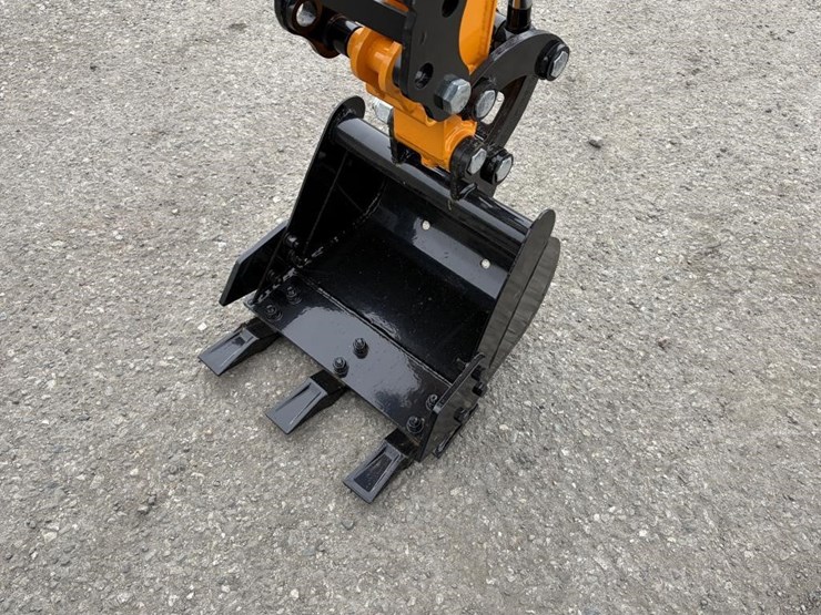 2025-vicsec-vc13-excavator-image-7