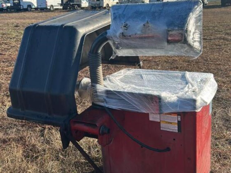 coats-1000-tire-balancer,-s/n-85009045-image-3