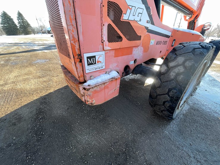 sky-trak-8042-image-31