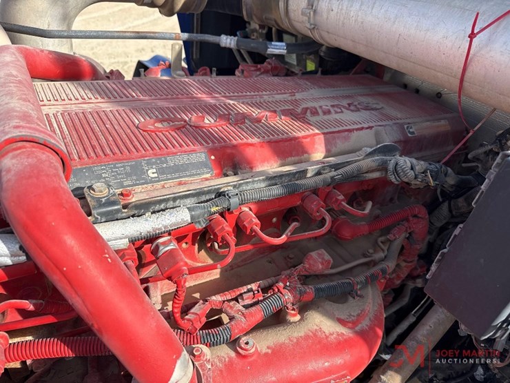 2013-kenworth-t800-image-30