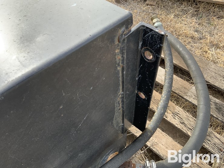 buyers-hydraulic-tank-image-13