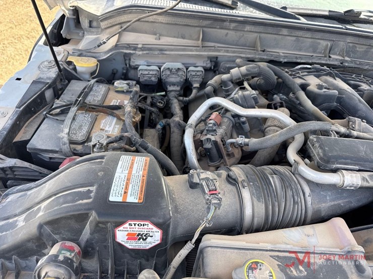 2016-ford-f550-xl-image-16