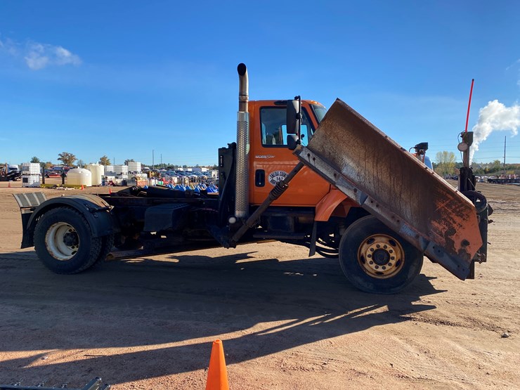#305-•-2008-international-plow-truck-(has-wi-title)-(mosinee,-wi)-image-4