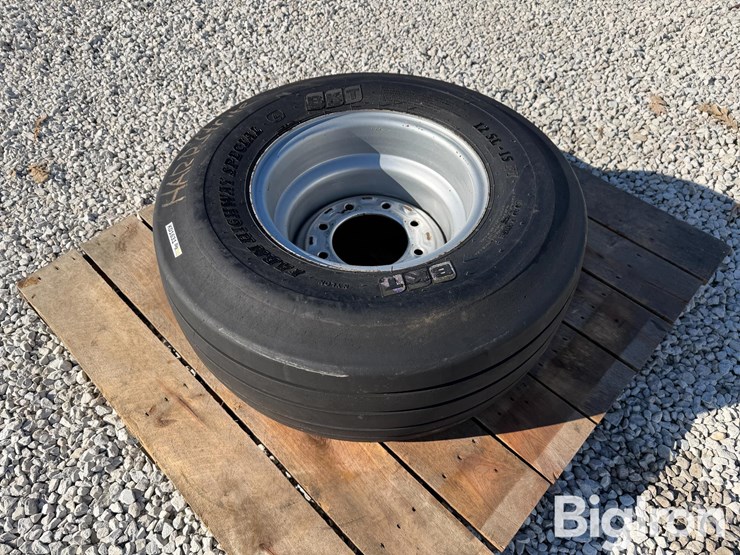 bkt-12.5l-15fi-load-range-f-tire-&-silver-8-bolt-rim-image-1