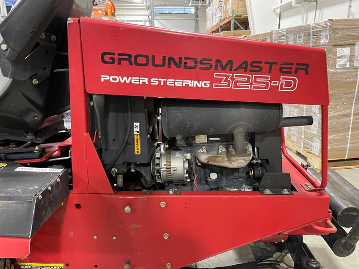 toro-groundsmaster-325d-image-17