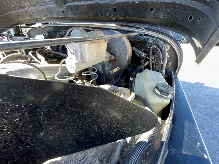 1995-jeep-wrangler-image-48