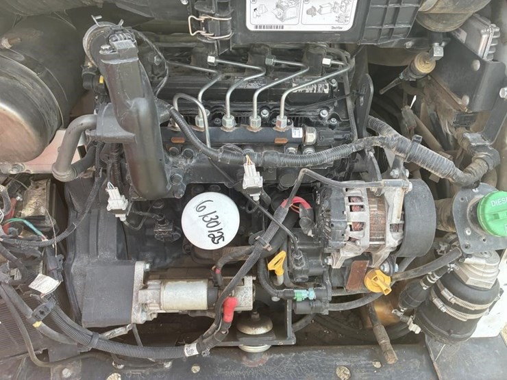 2018-bobcat-s570-image-11