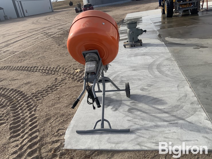 yardmax-ym0146-electric-cement-mixer-image-6