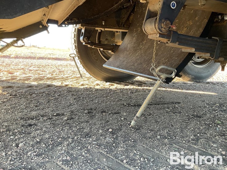 kuhn-lsb1290d-big-square-baler-image-18