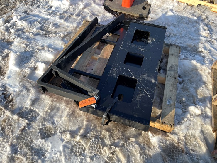 #18032-•-unused-skid-steer-fork-frame-(princeton,-mn)-image-1