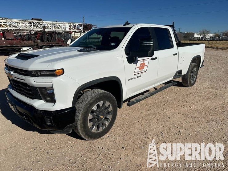 2024-chevrolet-2500-image-1