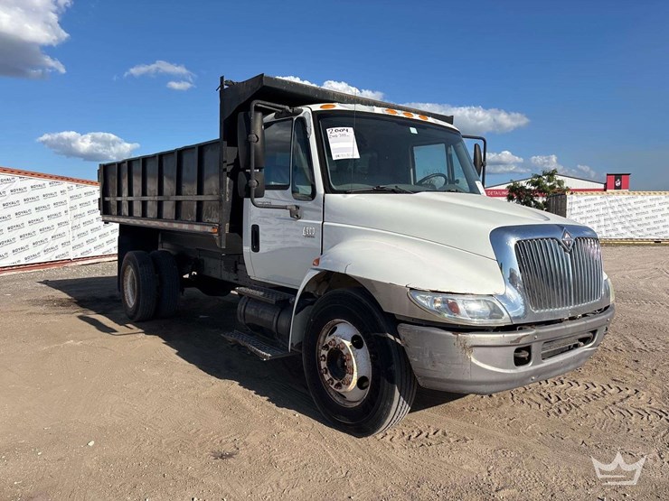 2005-international-durastar-4300-image-4