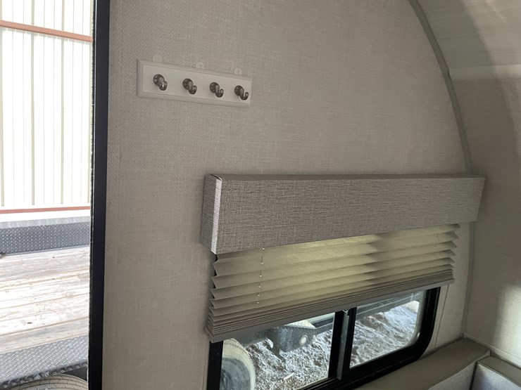 #149-•-2024-r-pod-trailer-(nm-title)-image-46