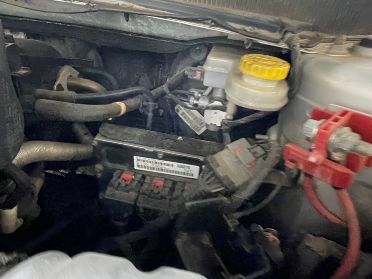 #108-•-2008-chrysler-sebring-(nm-title-in-delay)-image-54