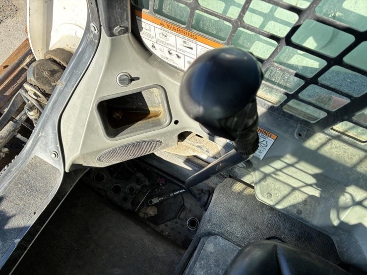 2018-bobcat-s650-image-14