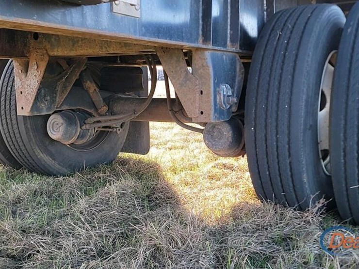 2016-great-dane-flatbed-image-8