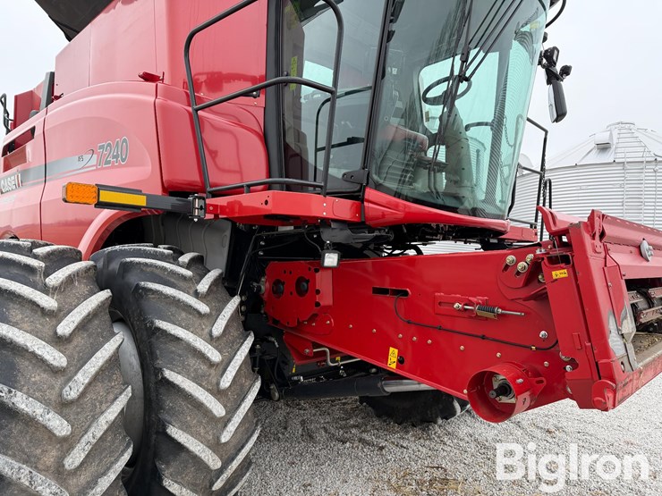 2018-case-ih-7240-image-13