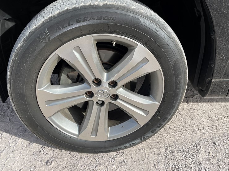 2008-toyota-highlander-image-11